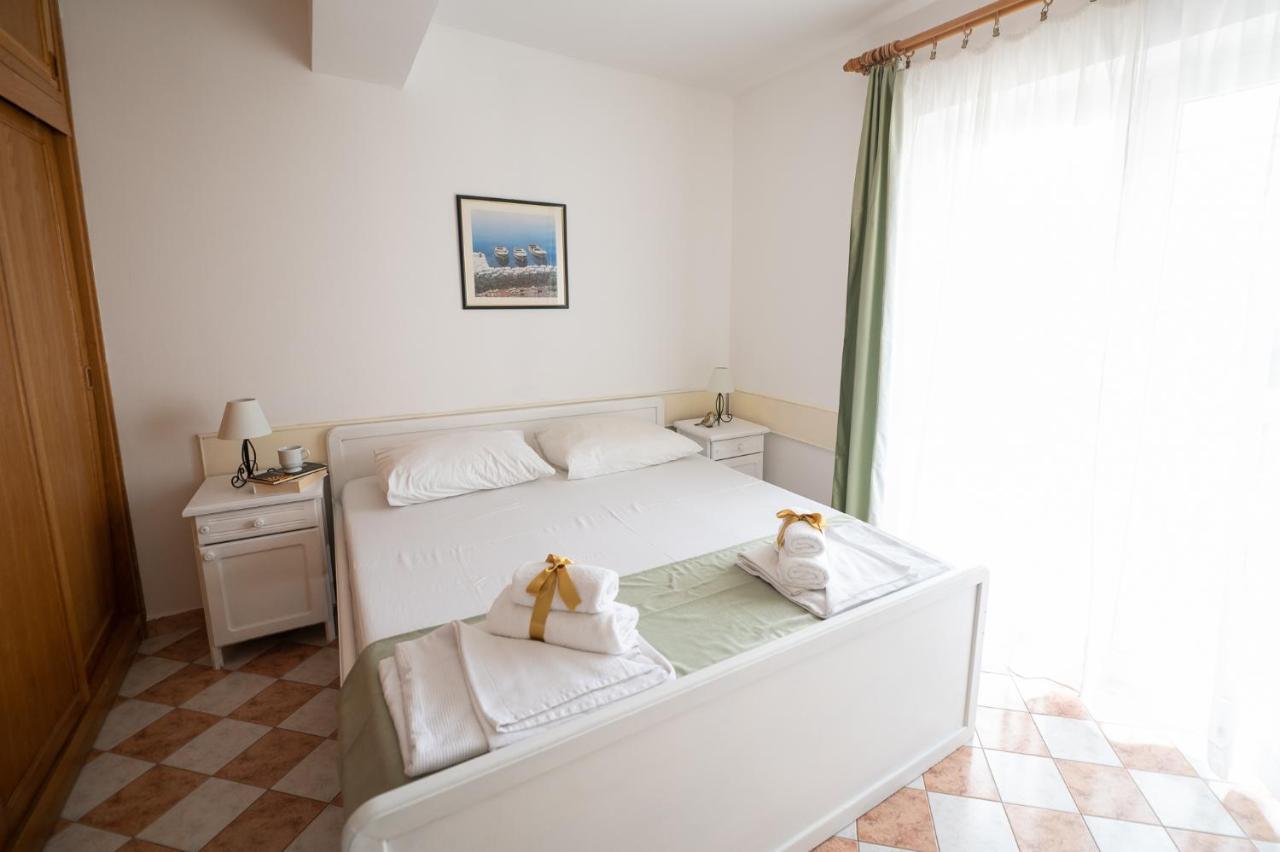 Apartmani Marin No1. Vodice Exteriér fotografie