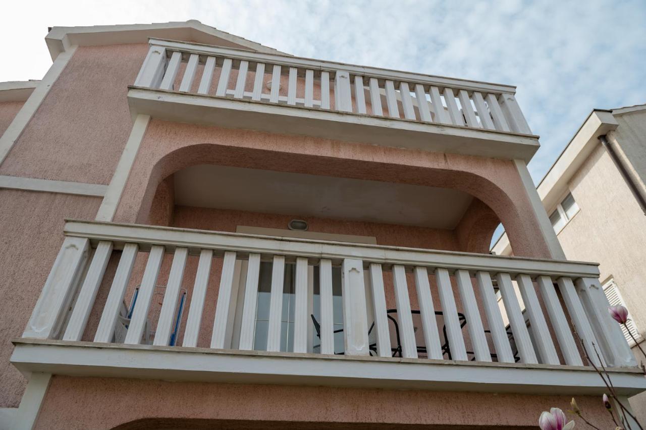 Apartmani Marin No1. Vodice Exteriér fotografie